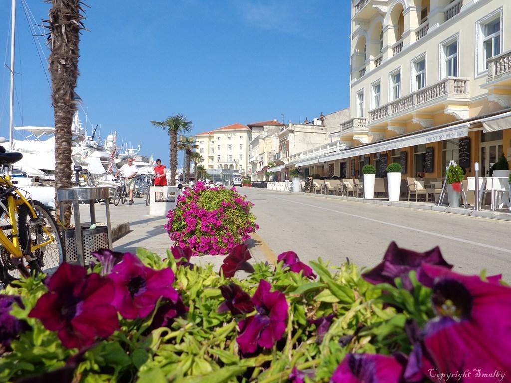 Apartments Mladenka Poreč Eksteriør billede